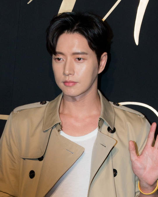 Hae-Jin Park