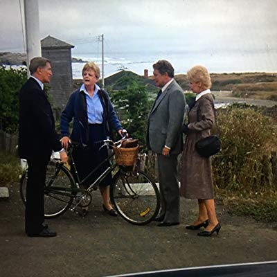 Lila Norris, Valerie
