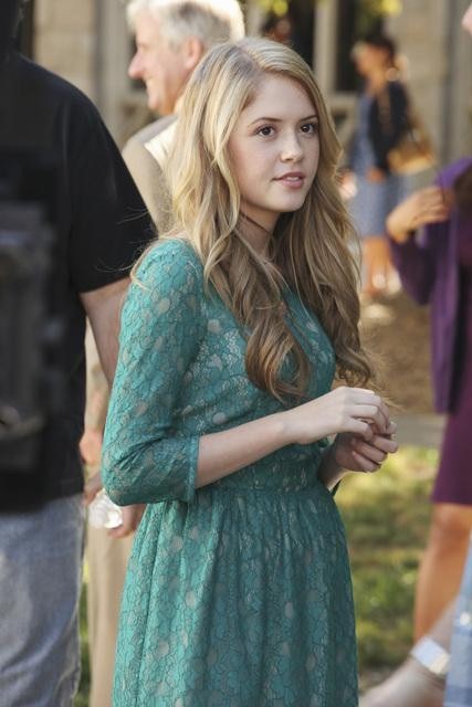 Laura Vaughn
