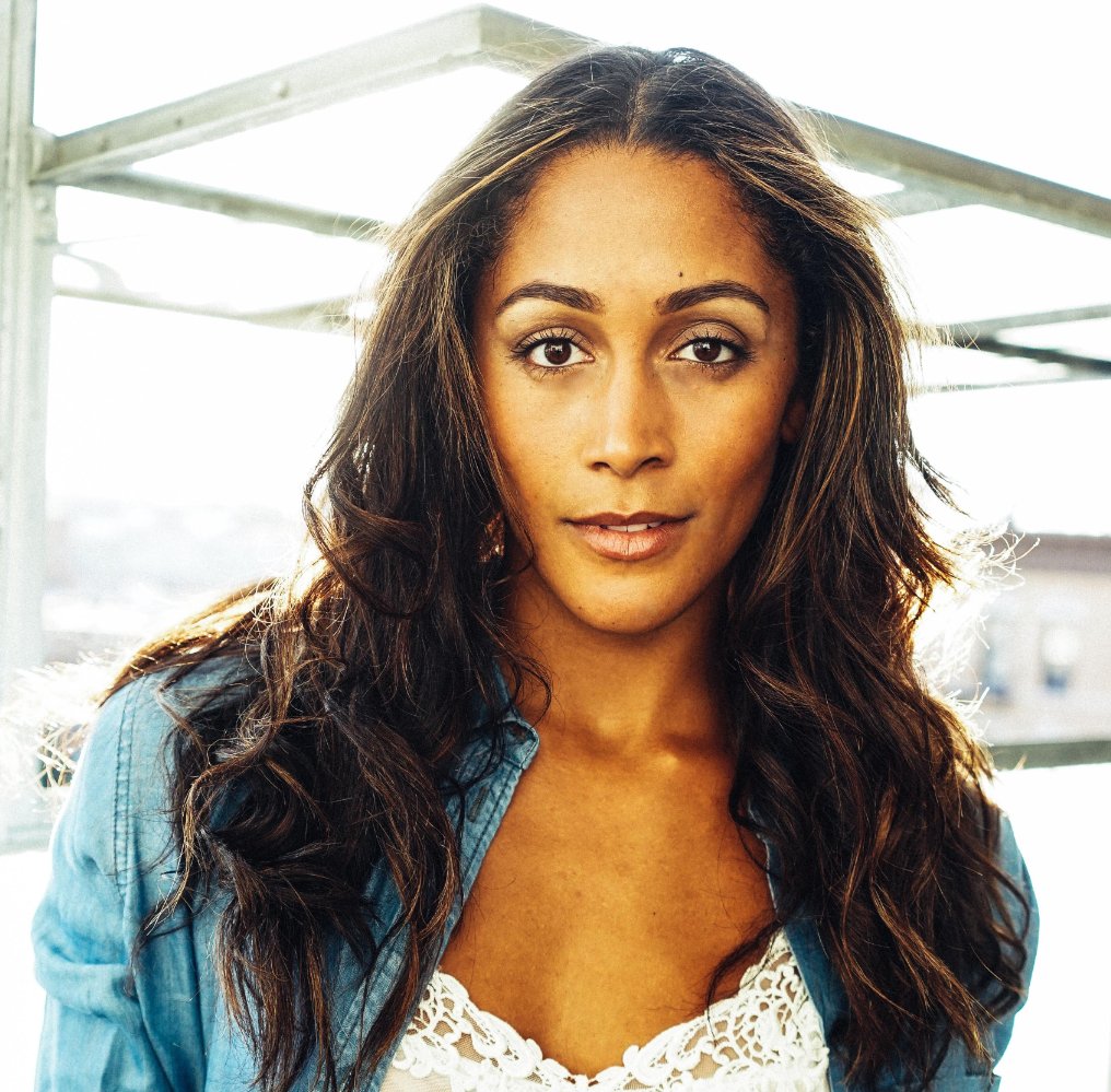 Nikeva Stapleton