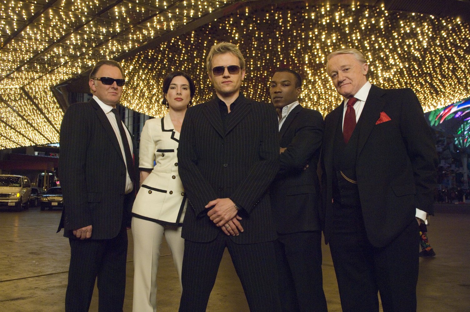 Robert Glenister