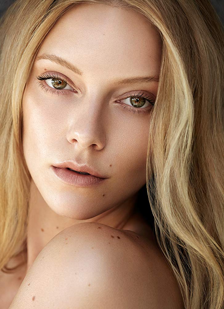 Elle Evans
