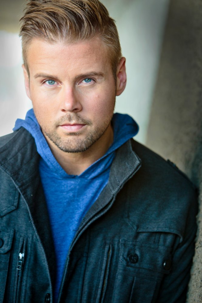 Aaron Hill