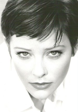 Pamela Gidley