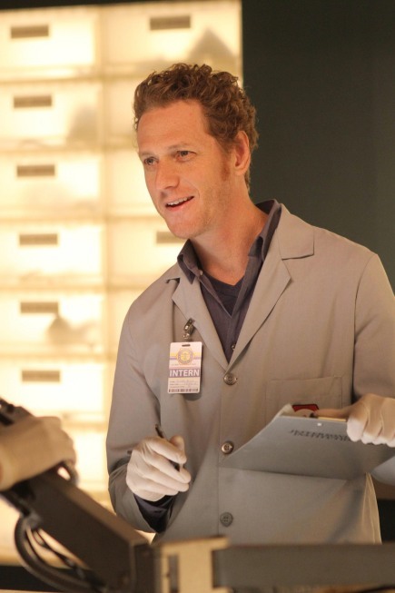 Dr. Oliver Wells