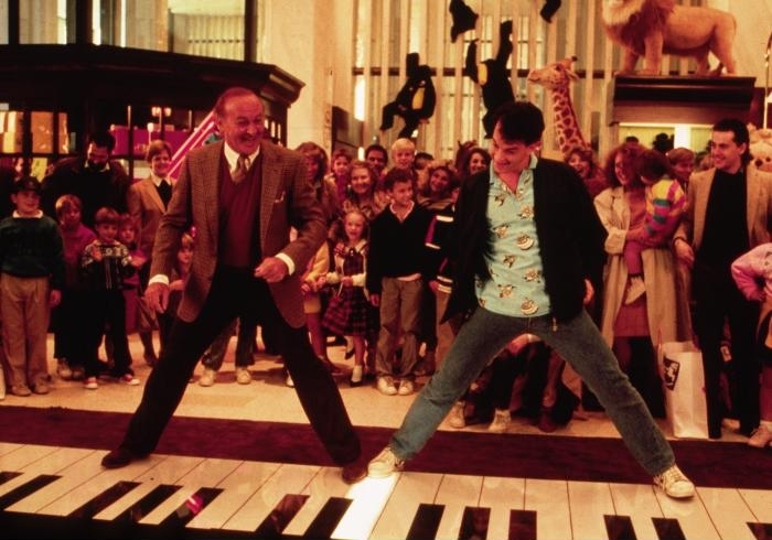 Robert Loggia