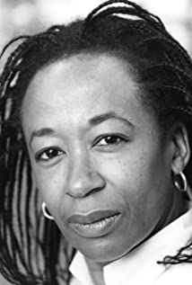 Yvonne Gidden