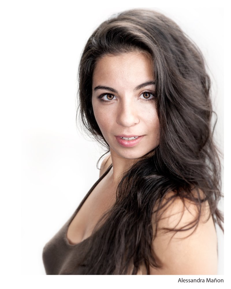 Alessandra Manon
